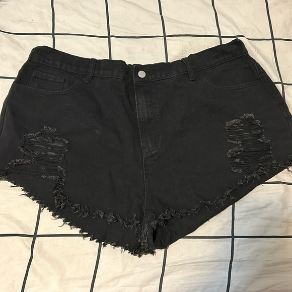 🔥NWOT Super Short High Waist shorts🔥 - Picture 1 of 1